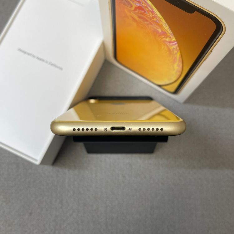 iPhone XR 128GB �������� ������ SIM�ե꡼ ����̵��
