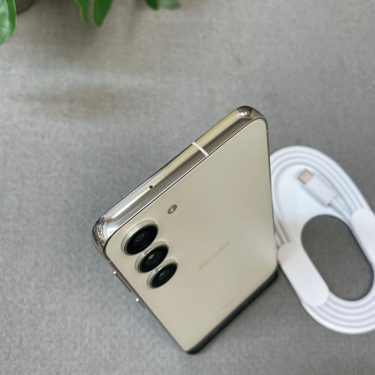 Galaxy S23 SC-51D ���꡼�� 256GB �ɥ����� SIM�ե꡼ ����̵��