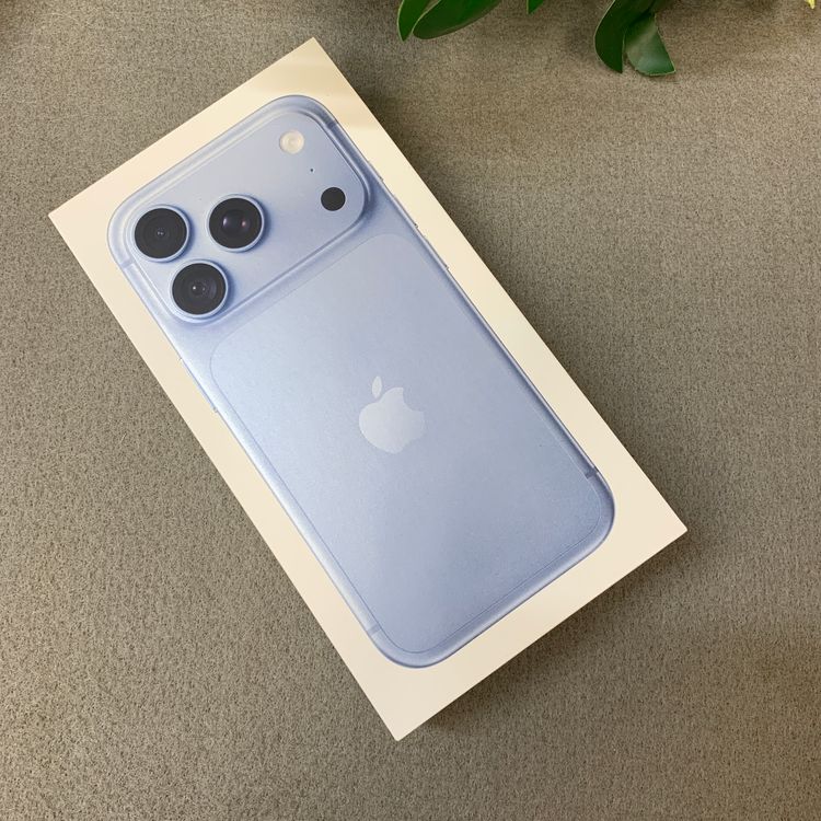 ���ʡ�̤���� iPhone 18 Pro 256GB ���쥤���㡼 Apple�� SIM�ե꡼