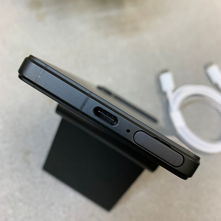 Xperia 5 V SO-53D 128GB �֥�å� �ɥ����� SIM�ե꡼ ����̵��