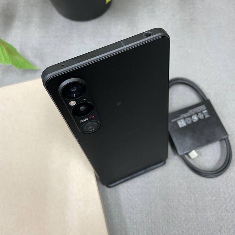 Xperia 1VI SOG13 256GB �֥�å� ������SIM�ե꡼ ����̵��