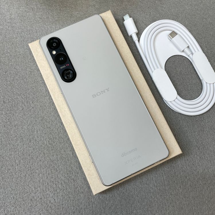 Sony Xperia 1 V SO-51D 256GB ����С� ������ SIM�ե꡼����̵��