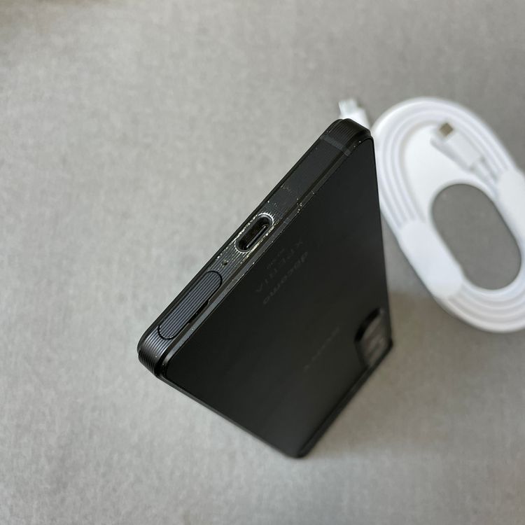 Sony Xperia 1 V SO-51D 256GB �֥�å� ������ SIM�ե꡼����̵��