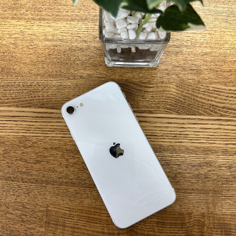 iPhone SE2 64GB �ۥ磻�� ������ SIM�ե꡼ ����̵��