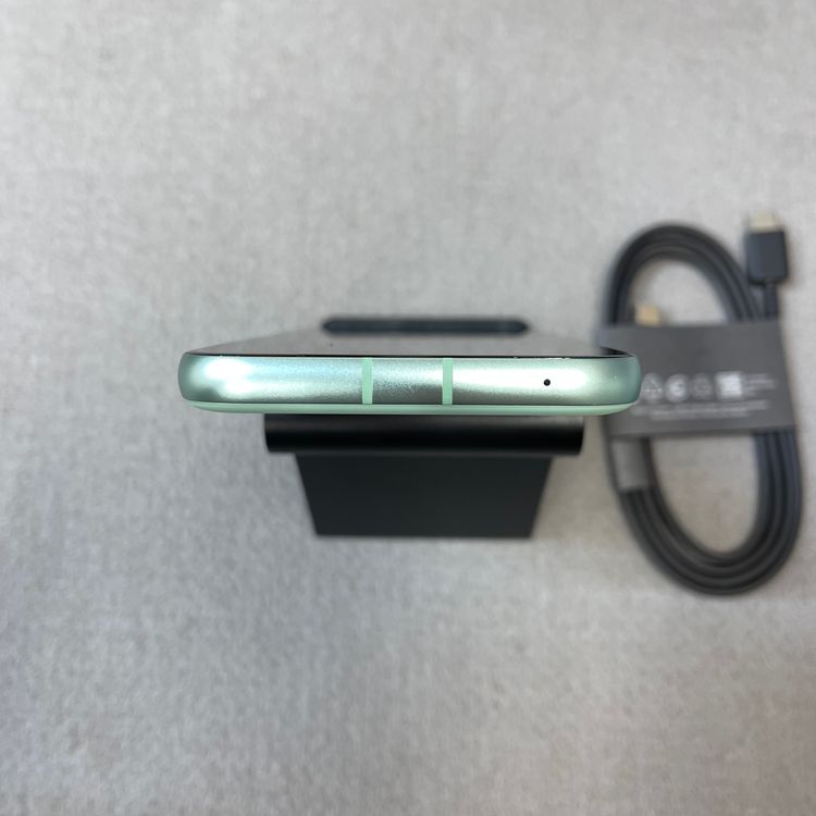 �Хåƥ꡼92�� Google Pixel 8a 128Gb Aloe ������ SIM�ե꡼