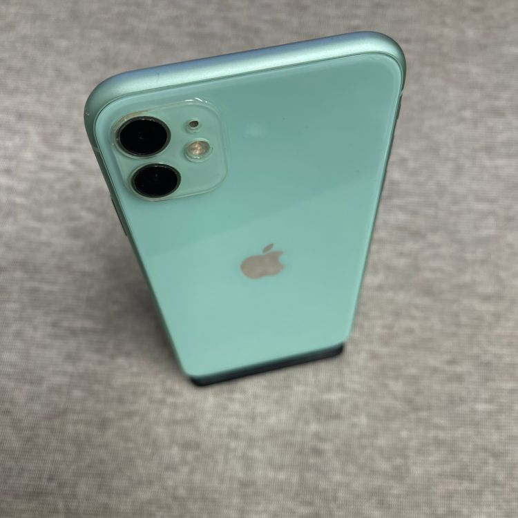 iPhone 11 64GB ꡼ AU  SIMե꡼