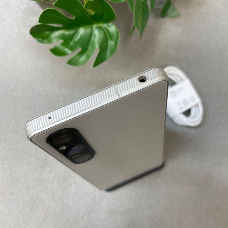 Sony Xperia 1 V SO-51D 256GB ����С� �ɥ����� SIM�ե꡼����̵��