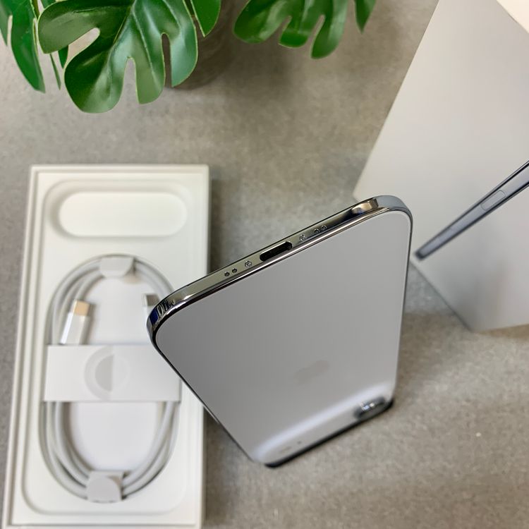 �Хåƥ꡼ 97% iPhone Air 256GB �������֥롼 ������ SIM�ե꡼ ����̵��
