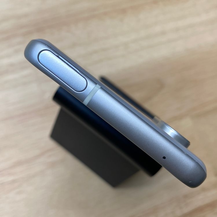 arrows N F-51C 128GB�ۥ磻�ȡ��ɥ����� SIM�ե꡼ ����̵��