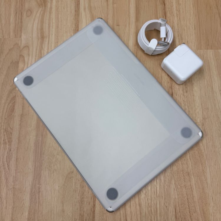 ���ʡ�̤���� MacBook Air 13����� M4 ���å� ����С�����̵�� Y6K9