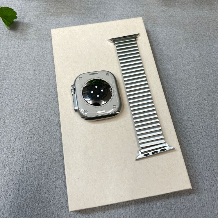 Apple Watch Ultra  GPS + Cellular��ǥ� ����SIM�ե꡼ ����̵��