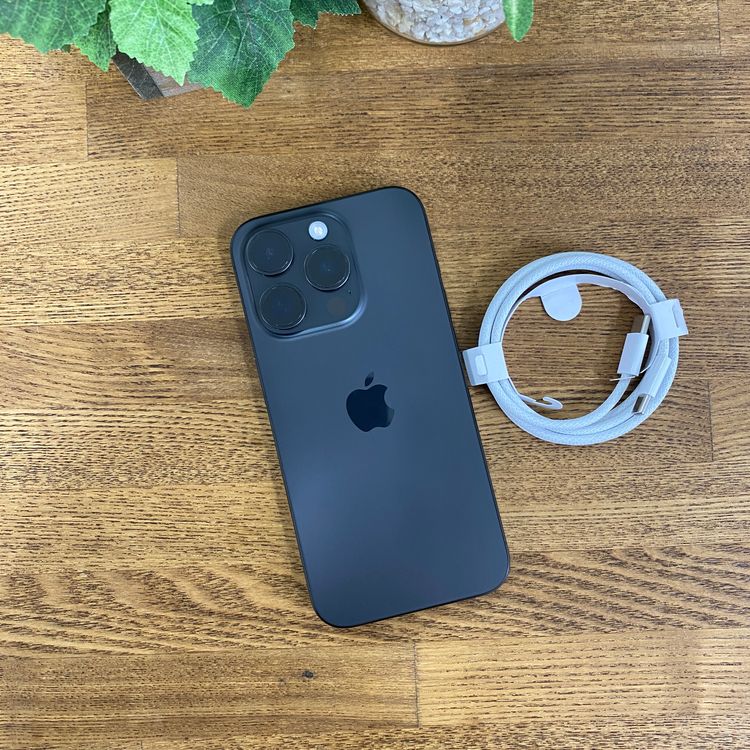 iPhone 15Pro 256GB �֥�å� ������ SIM�ե꡼ ����̵��