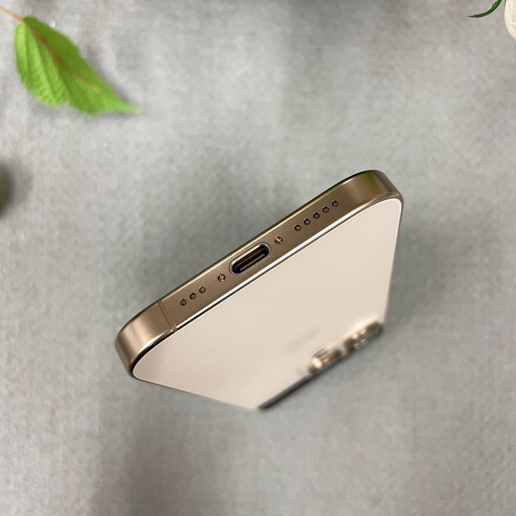 ����Ʊ�� iPhone16Pro 256GB �ǥ����� ������ SIM�ե꡼ ����̵��