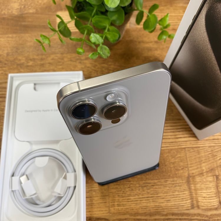 ����Ʊ�� iPhone 15Pro 128GB �ʥ����� ������ SIM�ե꡼����̵��