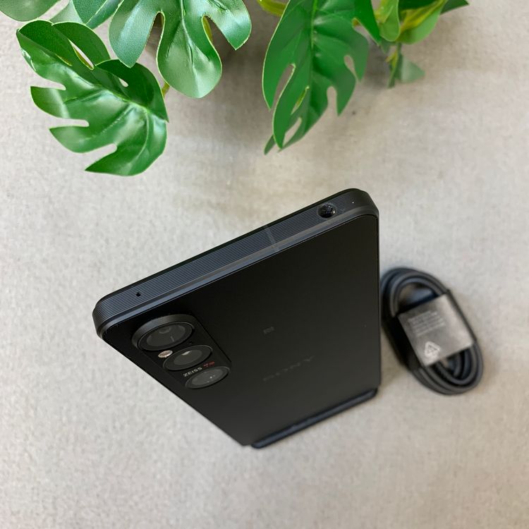 Sony Xperia 1 VI SO-51E 256GB �֥�å� �ɥ����� SIM�ե꡼����̵��