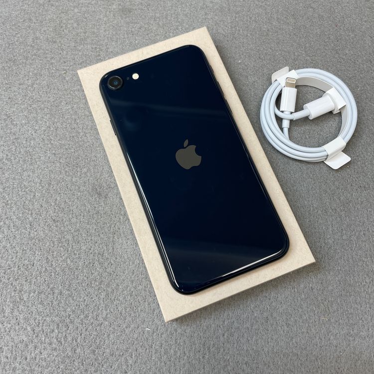 �Хåƥ꡼ 96% iPhone SE3 64GB �ߥåɥʥ��� ������ SIM�ե꡼ ����̵��