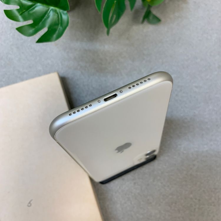 iPhone11 64GB �ۥ磻�� ����SIM�ե꡼ ����̵��