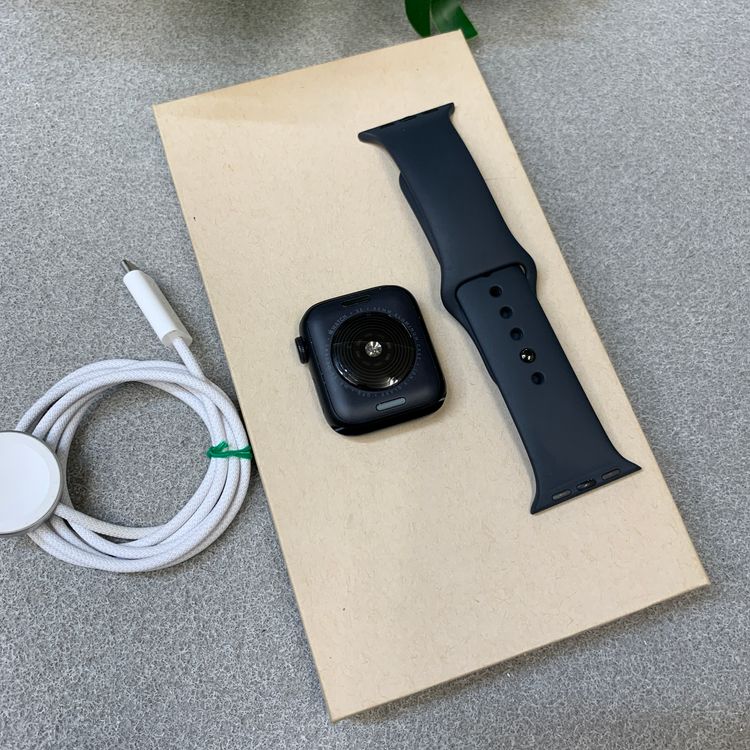 �Хåƥ꡼100% Apple Watch SE 3 40mm GPS��ǥ�