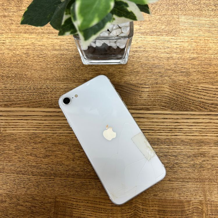 iPhone SE2 64GB �ۥ磻�� ������ SIM�ե꡼ ����̵��