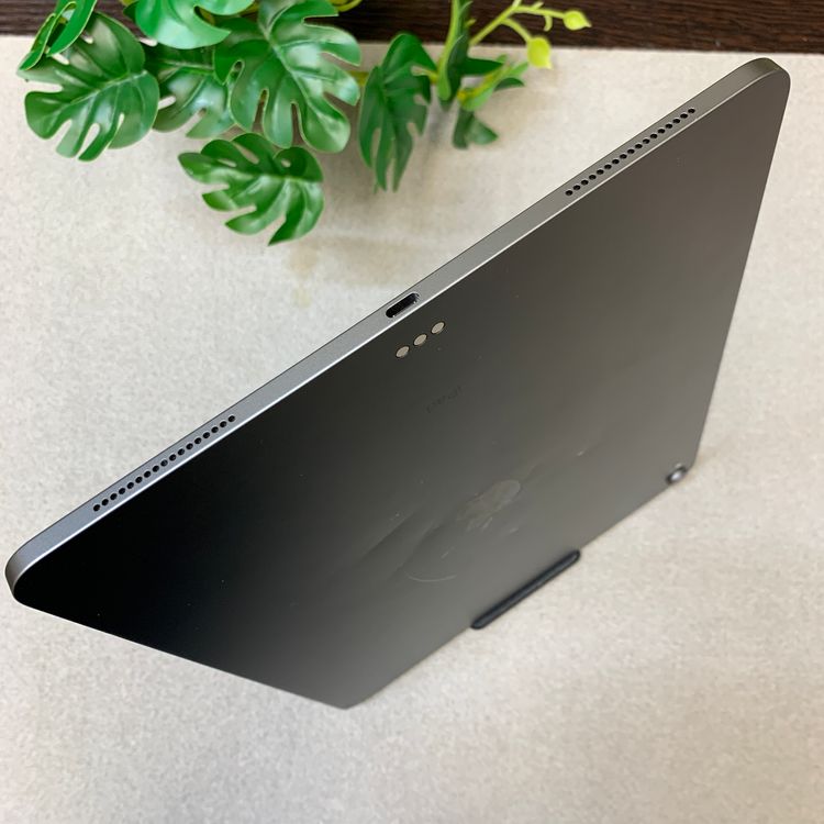 �Хåƥ꡼ 91% iPad Pro 12.9���������3�����64GB Wi-Fi��ǥ�