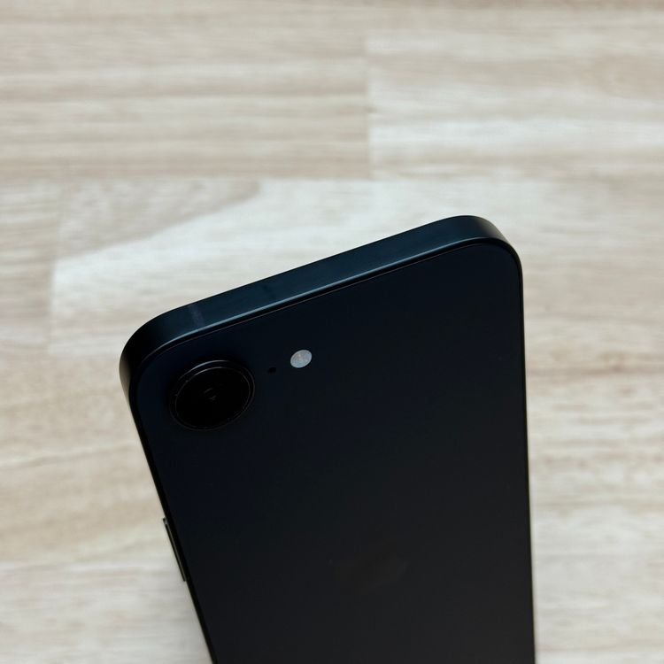 ����Ʊ�� iPhone 16e 128GB �֥�å� ������SIM�ե꡼ ����̵��