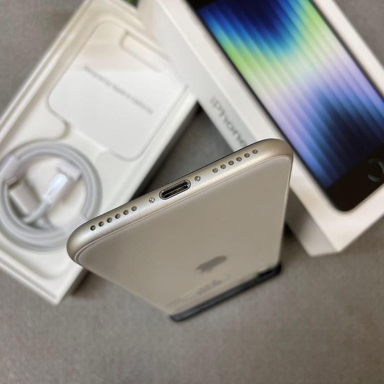 �Хåƥ꡼ 97% iPhone SE3 64GB �������饤�� ������ SIM�ե꡼ ����̵��