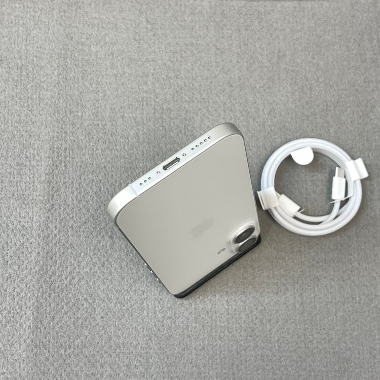 ����Ʊ�� iPhone 16 128GB �ۥ磻�� Apple�� SIM�ե꡼����̵��