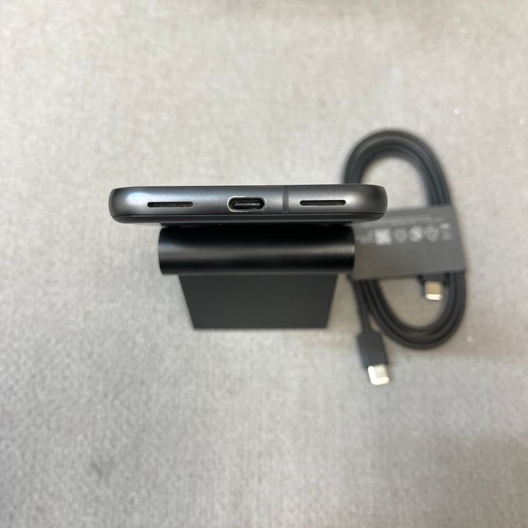 �Хåƥ꡼99% Google Pixel 8a 128Gb Obsidian ����SIM�ե꡼
