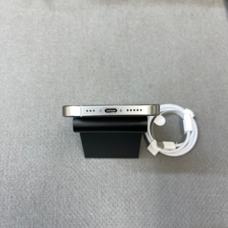iPhone 16Pro 256GB �ۥ磻�� ������ SIM�ե꡼����̵��