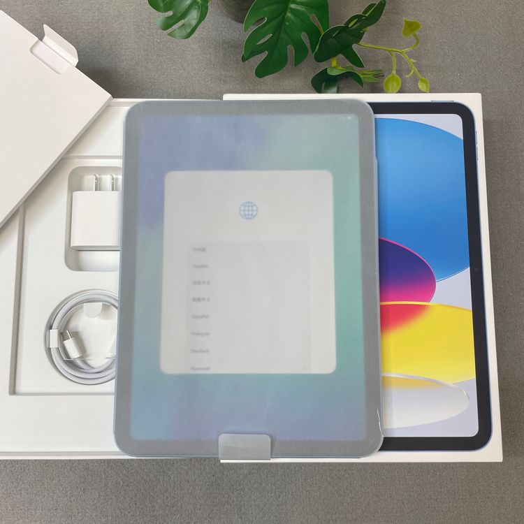 ���ʡ�̤���� iPad A16 128GB �֥롼 WiFi + Cellular ����̵��