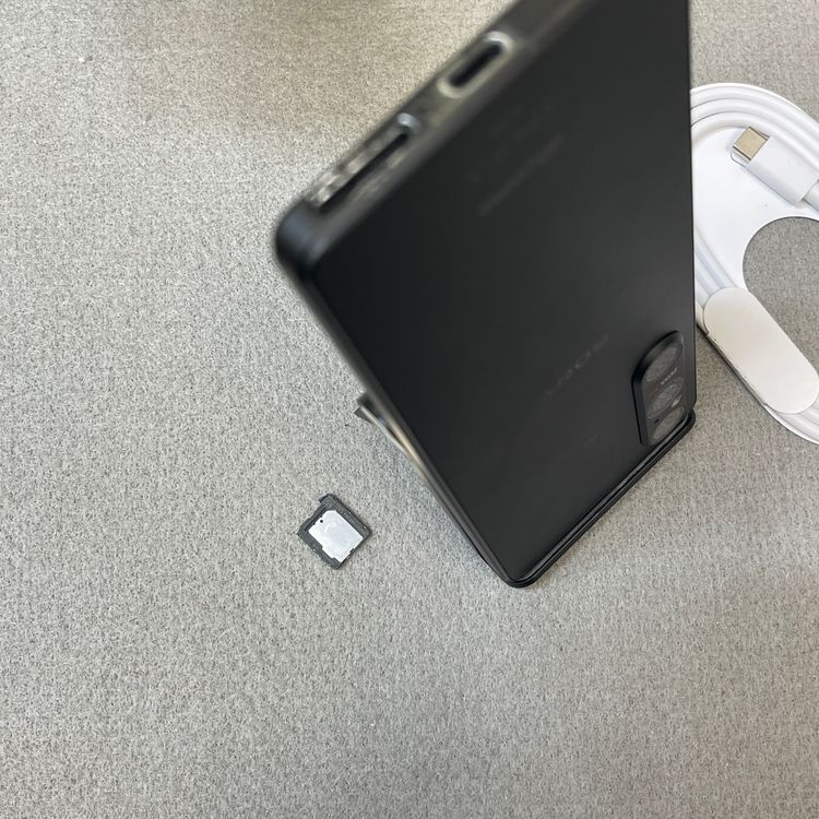 Sony Xperia 1 V SO-51D 256GB �֥�å� ������ SIM�ե꡼����̵��