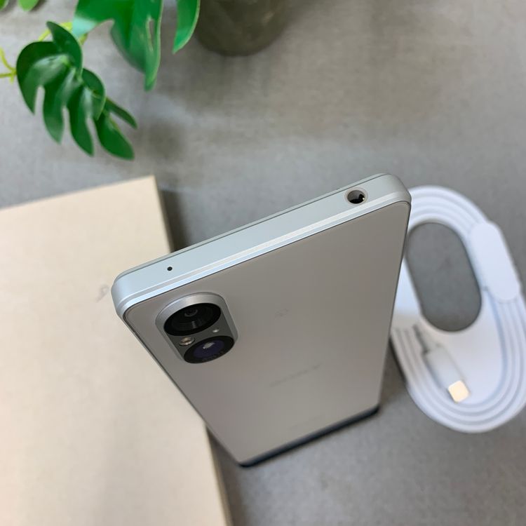 Xperia 5 V SO-53D 128GB �ץ���ʥ���С� ����SIM�ե꡼ ����̵��