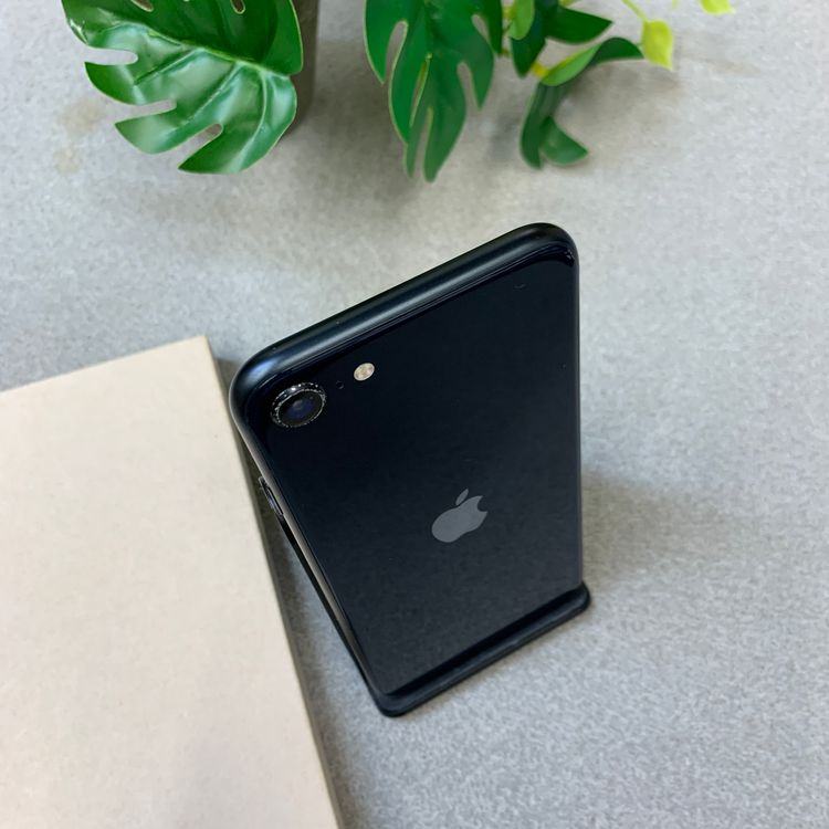 �Хåƥ꡼ 90% iPhone SE3 64GB �ߥåɥʥ��� ������ SIM�ե꡼ ����̵��