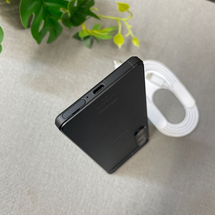 Sony Xperia 1 V SO-51D 256GB �֥�å� ������ SIM�ե꡼����̵��