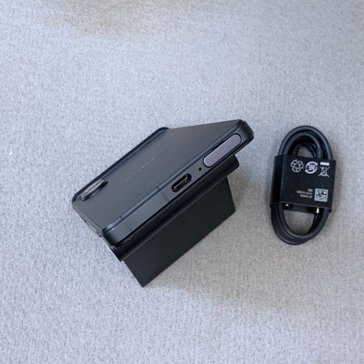 Xperia 5 V SO-53D 128GB �֥�å�����SIM�ե꡼ ����̵��