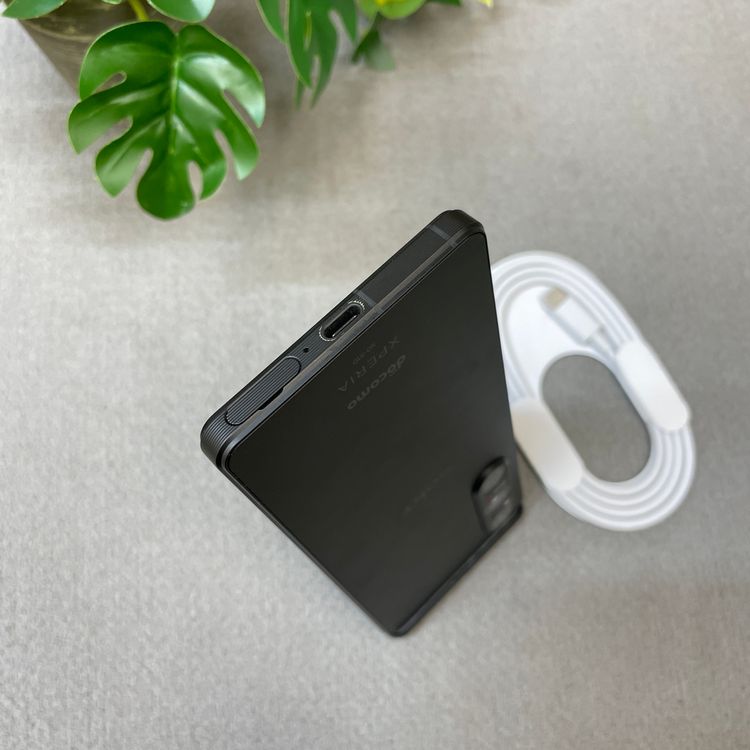 Sony Xperia 1 V SO-51D 256GB �֥�å� ������ SIM�ե꡼����̵��