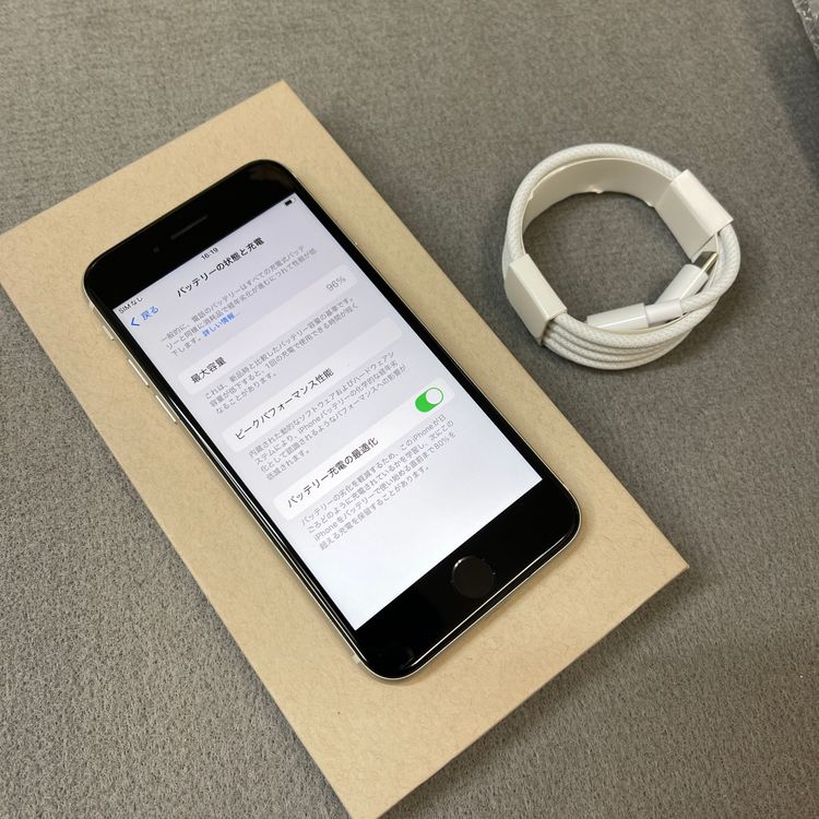 �Хåƥ꡼96% iPhone SE�裳���� 64GB �������饤�� ������ SIM�ե꡼����̵��