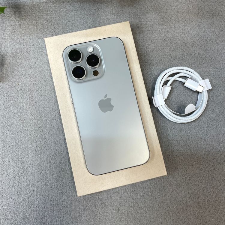����Ʊ��iPhone 15Pro 256GB �ʥ����� ������ SIM�ե꡼����̵��