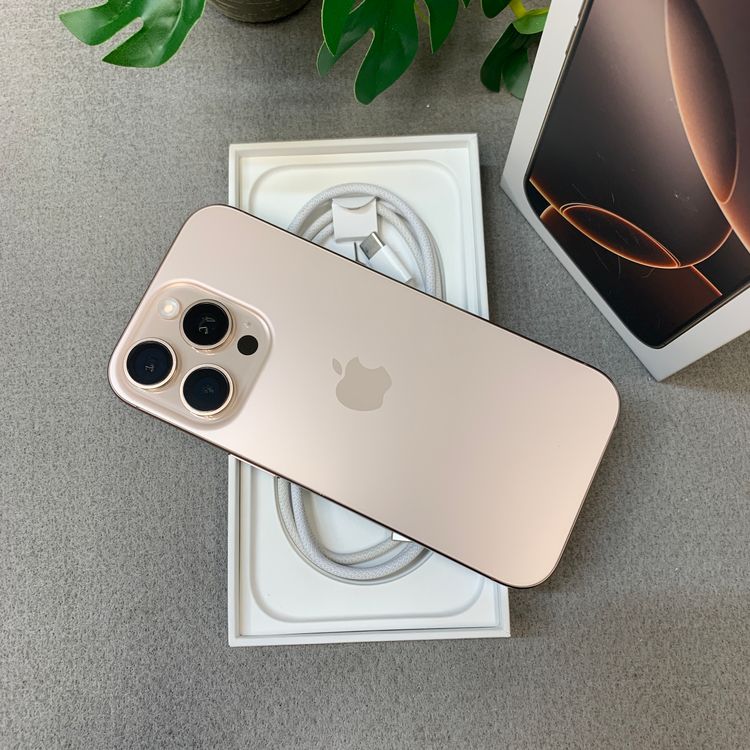 �Хåƥ꡼91% iPhone16 Pro 256GB �ǥ����� ������ SIM�ե꡼