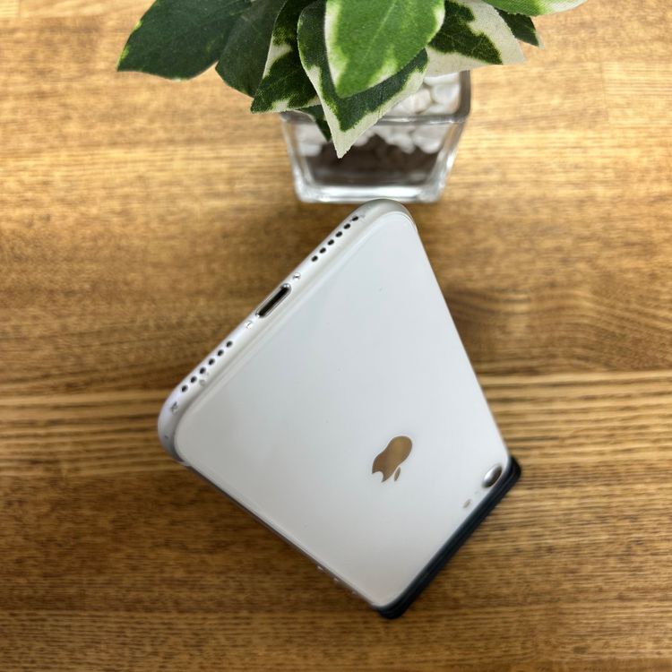 iPhone SE2 64GB �ۥ磻�� ������ SIM�ե꡼ ����̵��