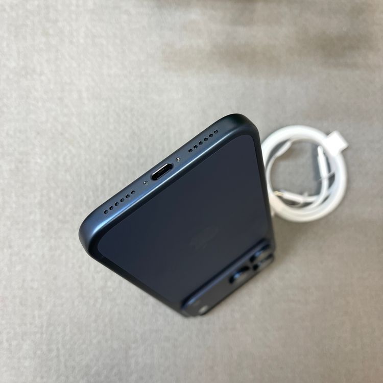 ����Ʊ�� iPhone 17ProMax 256GB �ǥ����ץ֥롼 ������ SIM�ե꡼ ����̵��