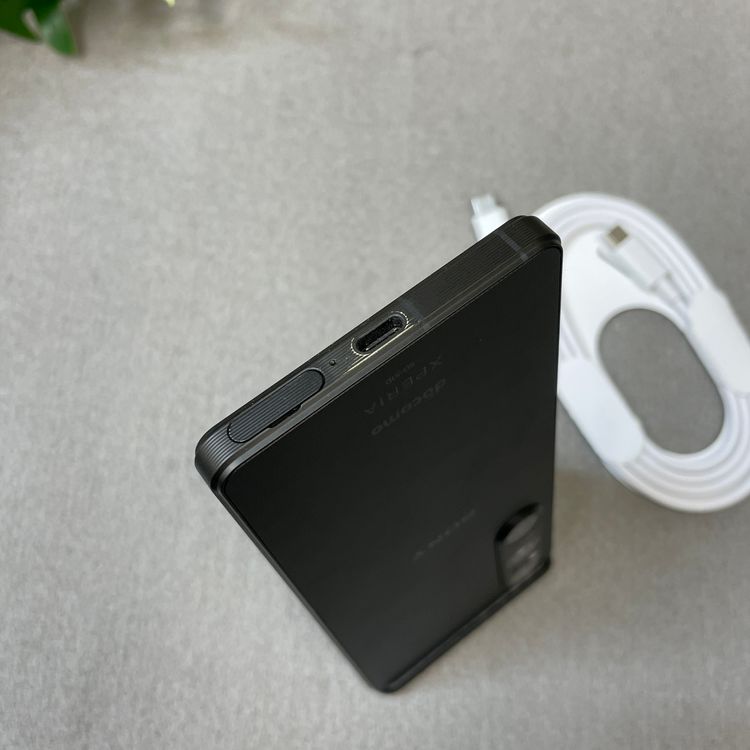 Sony Xperia 1 V SO-51D 256GB �֥�å� ������ SIM�ե꡼����̵��