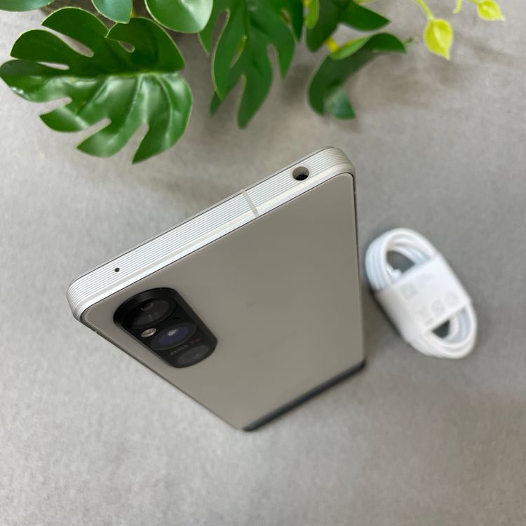 Sony Xperia 1 V SO-51D 256GB ����С� �ɥ����� SIM�ե꡼����̵��