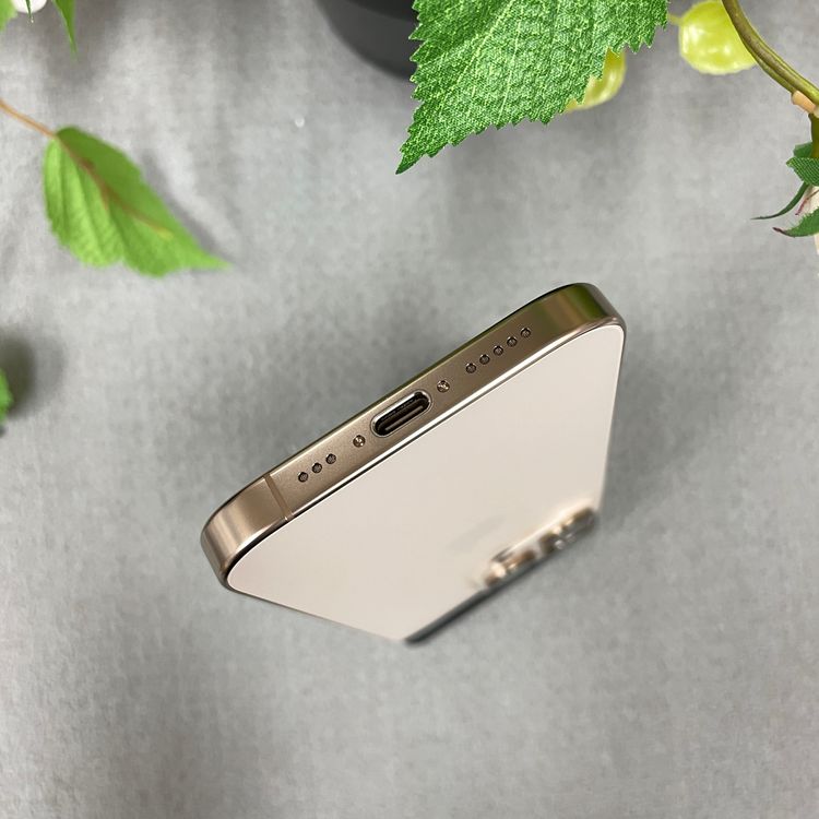 ����Ʊ�� iPhone16Pro 256GB �ǥ����� ������ SIM�ե꡼ ����̵��