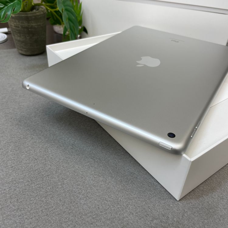 �Хåƥ꡼ 95% iPad �裹���� 64GB ����С�WiFi�� ��ǥ� ����̵��