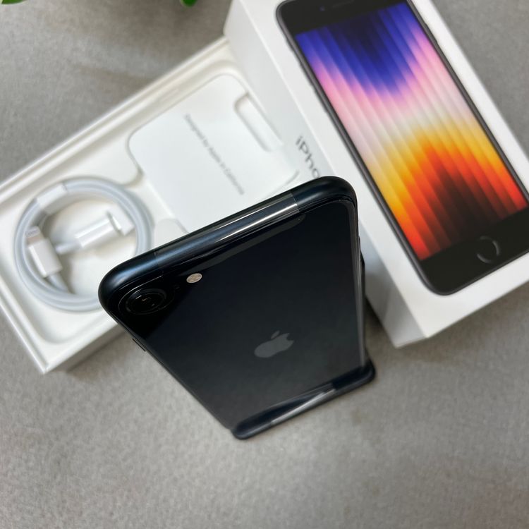 ���ʡ�̤���� iPhone SE�裳���� 64GB �ߥåɥʥ��� ������ SIM�ե꡼