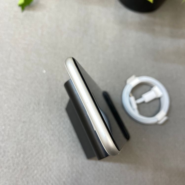 iPhone SE2 64Gb �ۥ磻�� ������ SIM�ե꡼ ����̵�� 49869