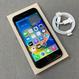 �Хåƥ꡼ 94% iPhone SE3 64GB �ߥåɥʥ��� ������ SIM�ե꡼ ����̵��