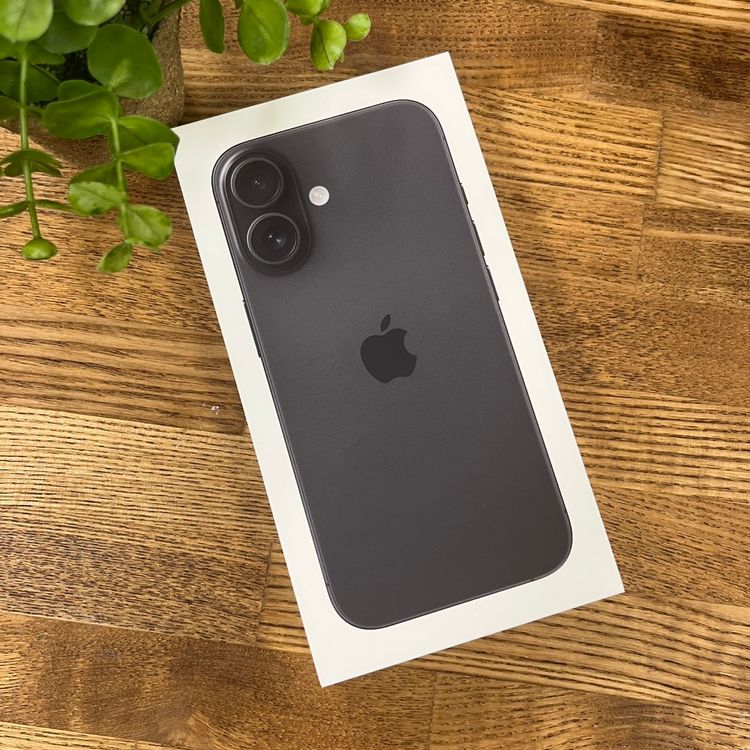 ʡ̤ iPhone16 128GB ֥å 磻Х SIMե꡼ ̵