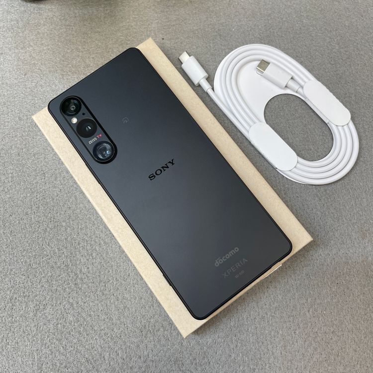 Sony Xperia 1 V SO-51D 256GB �֥�å� ������ SIM�ե꡼����̵��